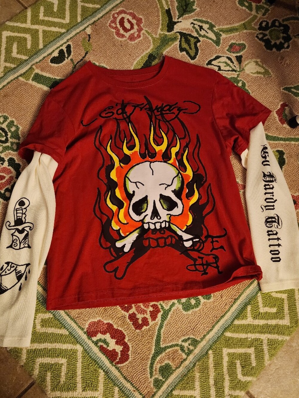 Ed Hardy Red Graphic Skull Flame Long Sleeve Tee White Sleeves Sz L Y2k Grunge